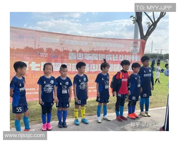 武汉足球队的个人能力分析与发展探讨聚焦于球员成长与团队协作