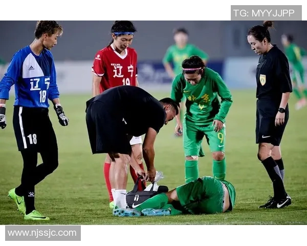 武汉足球队团队协作变革引发热议助力球队崛起与发展