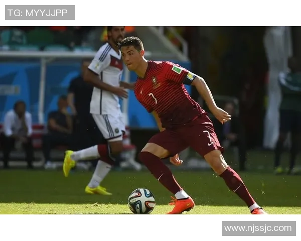 全球足球明星排名及其魅力女生图片欣赏合集